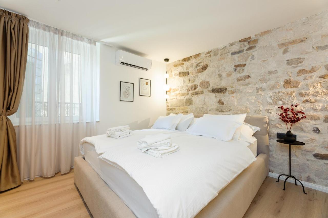 Harmony - Luxury Room Split Bagian luar foto